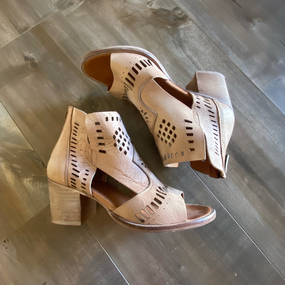 Veracruz Leather‎ Open Toed Ankle Booties